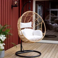 Fjôrd Hangstoel Viga Rond Zwart Frame Naturel Wicker