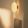 Kave Home Wandlamp Bamila Rookglas en Zwart Metaal Ø25cm Clearance
